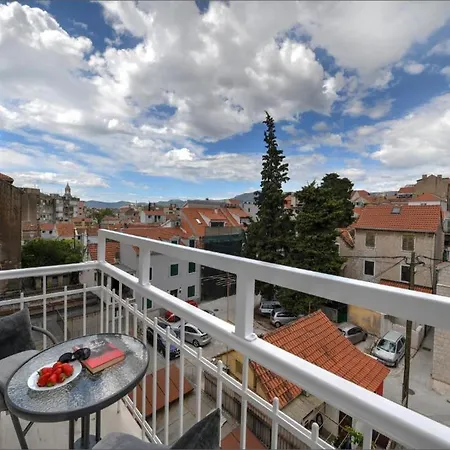 Via Porto شقة